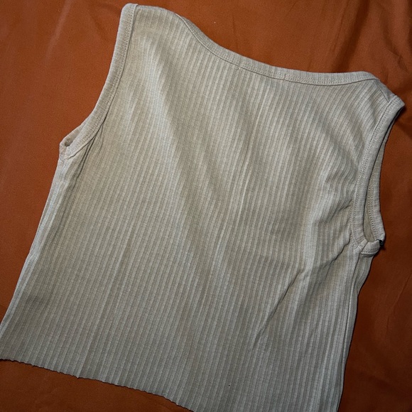 Notch neck crop top - Picture 4 of 4